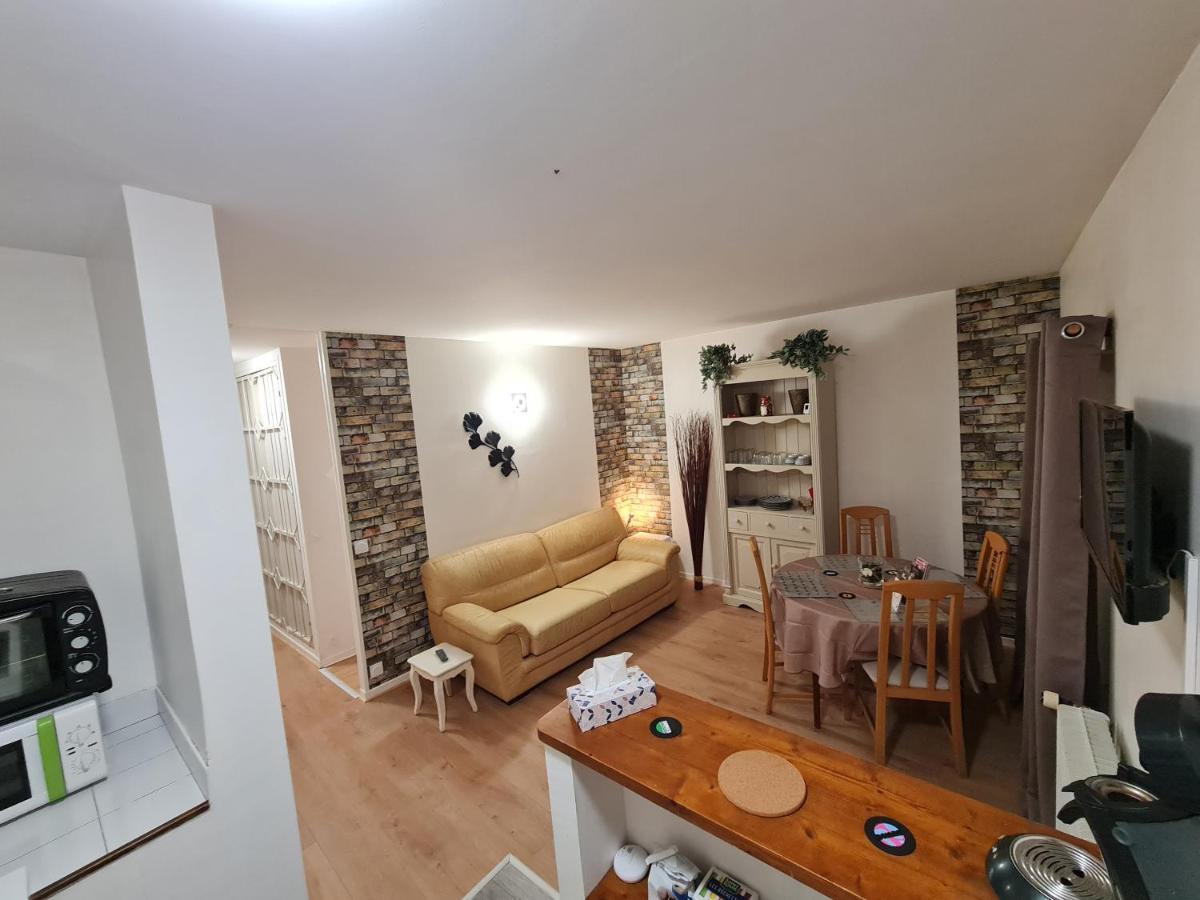 Appartamento Deux Pieces Terrasse Moret-sur-Loing Esterno foto